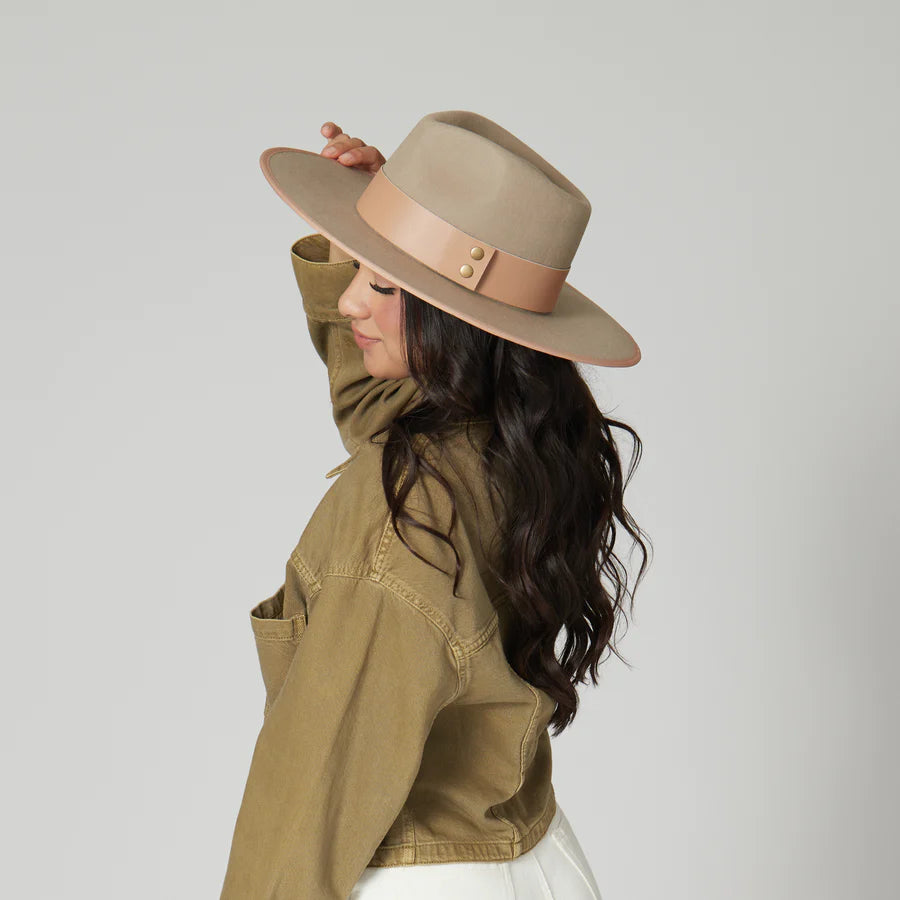 The Line Felt Hat in Camel